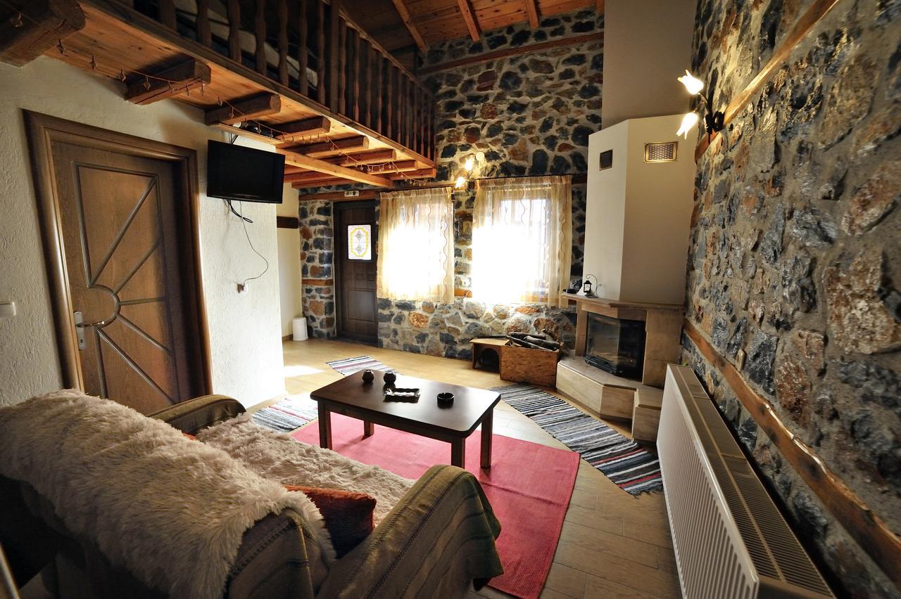 Aroma Elatis Otel Agios Athanasios  Dış mekan fotoğraf